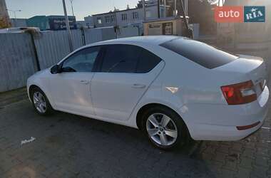 Лифтбек Skoda Octavia 2013 в 