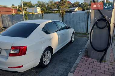 Лифтбек Skoda Octavia 2013 в 