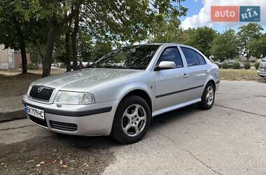 Лифтбек Skoda Octavia 2003 в 