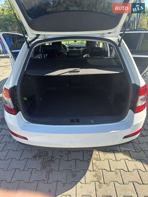 Универсал Skoda Octavia 2013 в Галиче фото 5 Универсал Skoda Octavia 2013 в Галиче