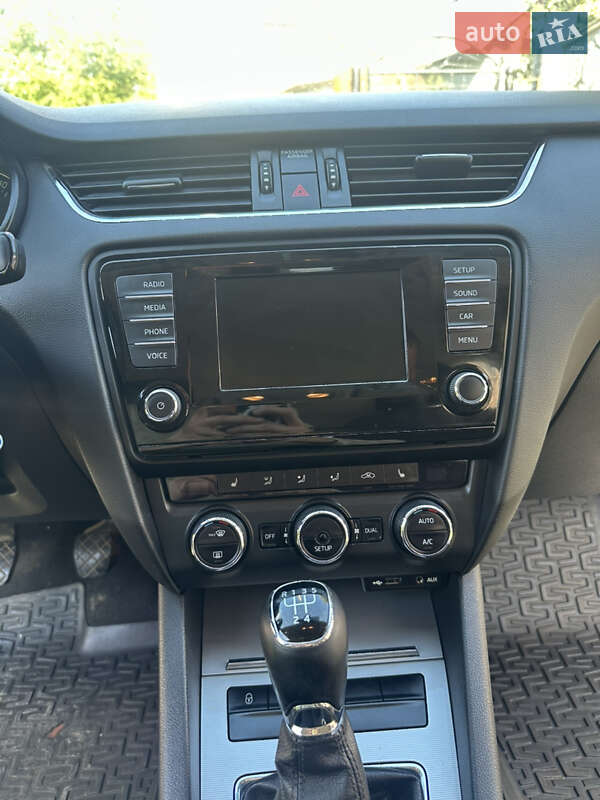 Универсал Skoda Octavia 2013 в Галиче фото 10 Универсал Skoda Octavia 2013 в Галиче