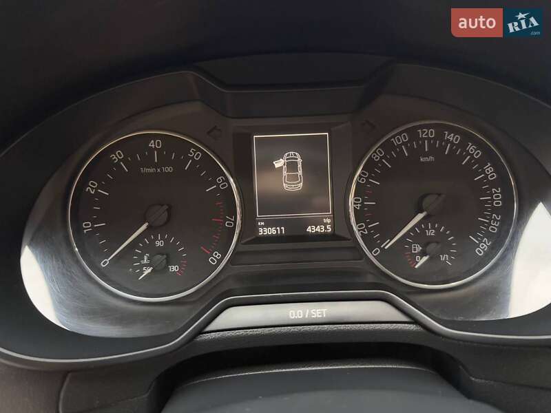 Лифтбек Skoda Octavia 2013 в Киеве фото 12 Лифтбек Skoda Octavia 2013 в Киеве
