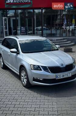 Універсал Skoda Octavia 2018 в Чернівцях