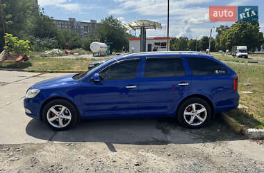 Универсал Skoda Octavia 2010 в 