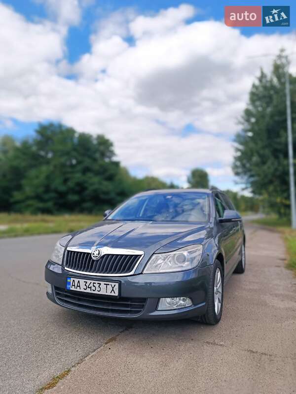 Універсал Skoda Octavia 2010 в Києві фото 6 Універсал Skoda Octavia 2010 в Києві