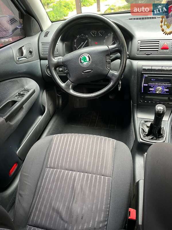 Универсал Skoda Octavia 2002 в Харькове