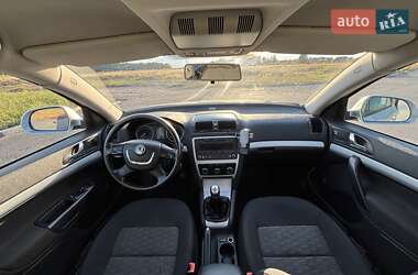Универсал Skoda Octavia 2010 в 