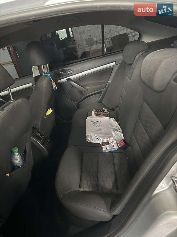 Лифтбек Skoda Octavia 2012 в Ровно