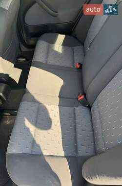 Лифтбек Skoda Octavia 2005 в 