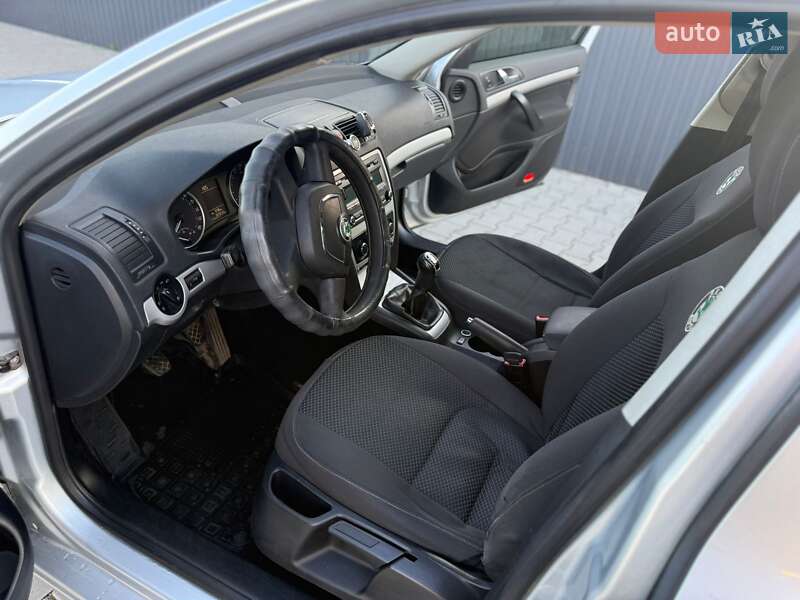 Ліфтбек Skoda Octavia 2012 в Летичіві