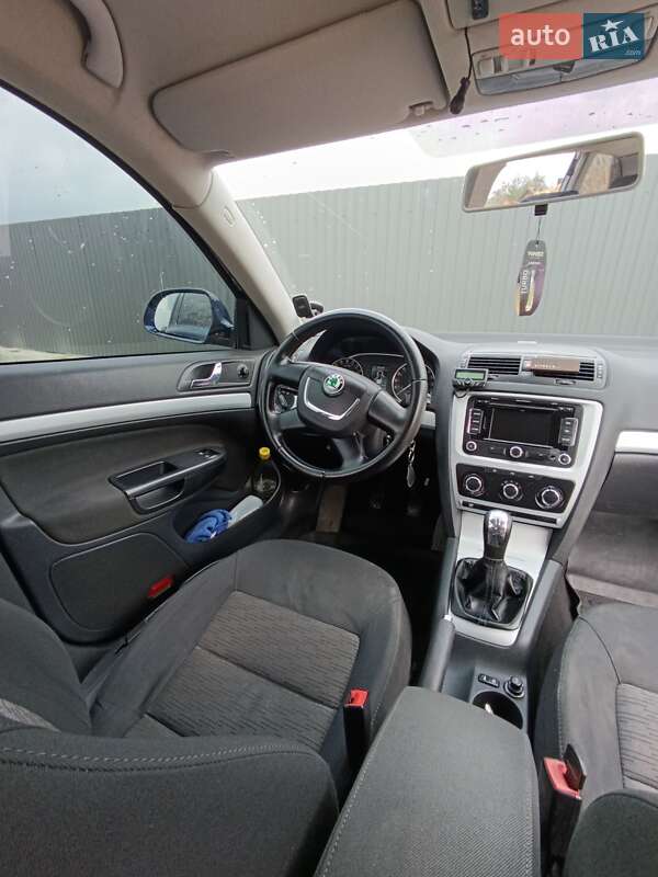 Универсал Skoda Octavia 2010 в Брошневе-Осаде