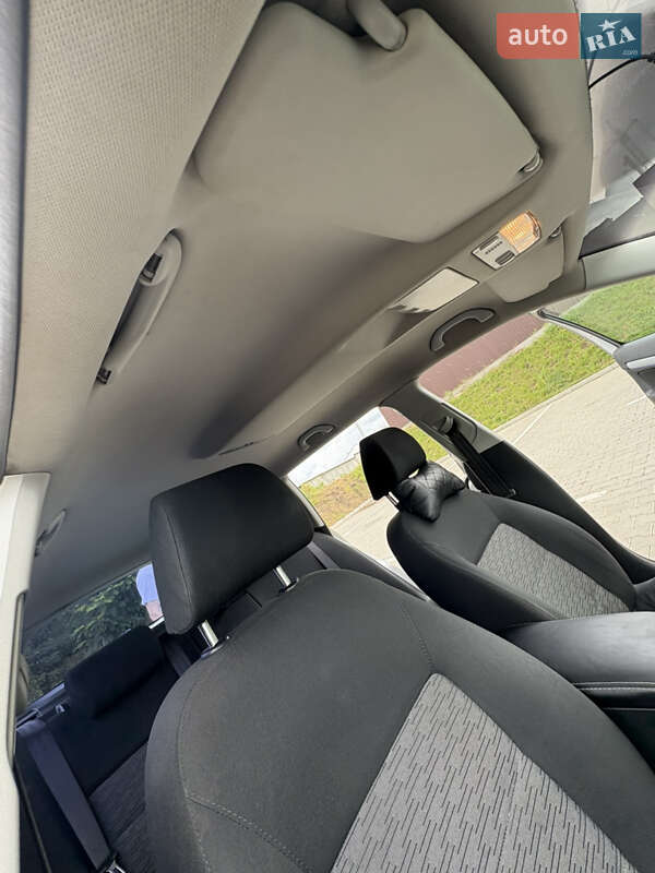 Универсал Skoda Octavia 2010 в Тернополе