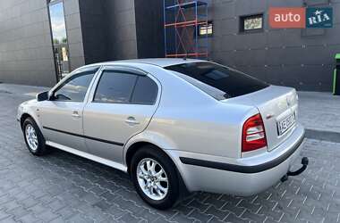Лифтбек Skoda Octavia 2000 в Днепре