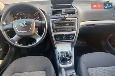 Лифтбек Skoda Octavia 2012 в 
