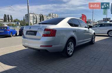 Лифтбек Skoda Octavia 2013 в 
