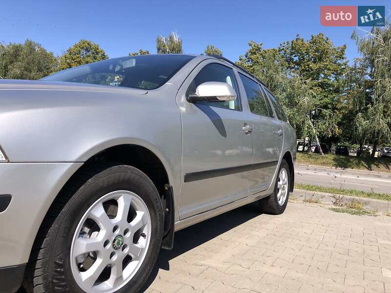 Универсал Skoda Octavia 2007 в Белой Церкви