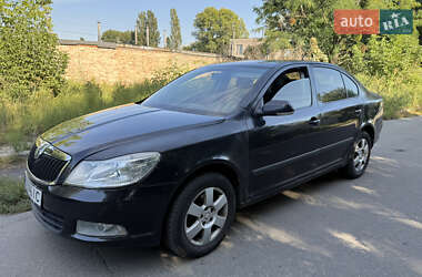 Лифтбек Skoda Octavia 2012 в 