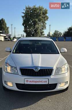 Універсал Skoda Octavia 2013 в Білогородці