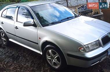Лифтбек Skoda Octavia 1998 в Дунаевцах