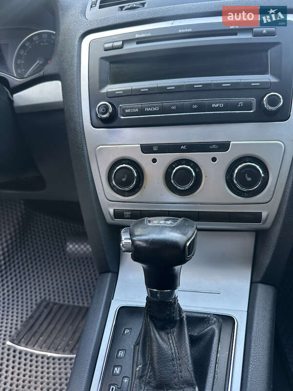 Лифтбек Skoda Octavia 2009 в Полтаве фото 5 Лифтбек Skoda Octavia 2009 в Полтаве