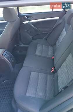 Универсал Skoda Octavia 2011 в 