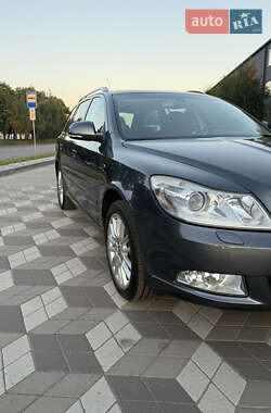 Универсал Skoda Octavia 2010 в 
