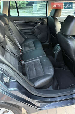 Универсал Skoda Octavia 2010 в 