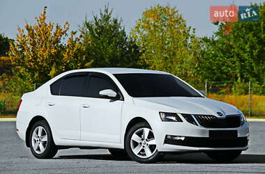 Лифтбек Skoda Octavia 2018 в Днепре