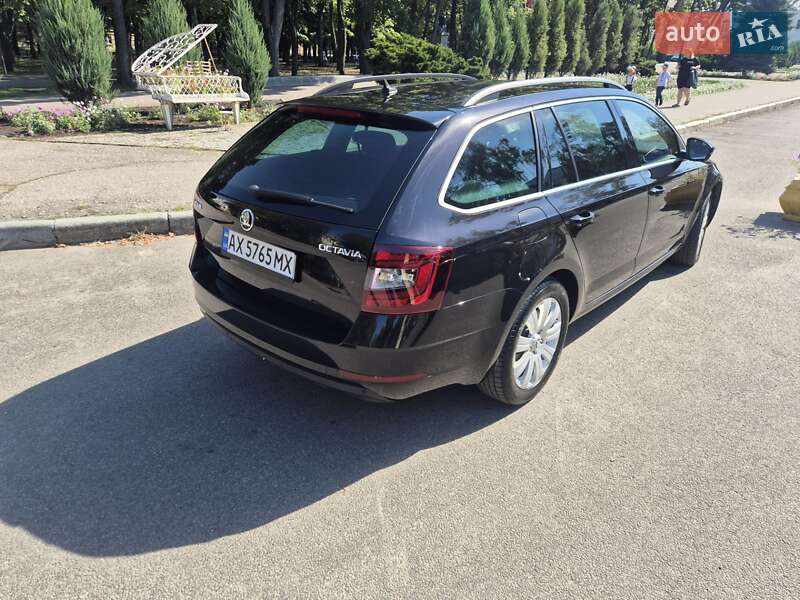 Універсал Skoda Octavia 2017 в Лозовій