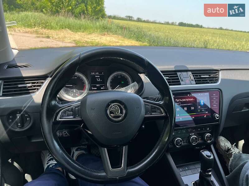Універсал Skoda Octavia 2017 в Лозовій