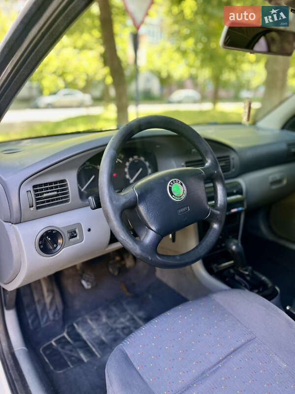 Лифтбек Skoda Octavia 2002 в Мукачево