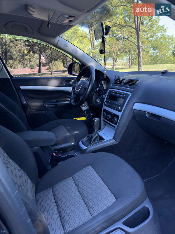 Універсал Skoda Octavia 2009 в Харкові