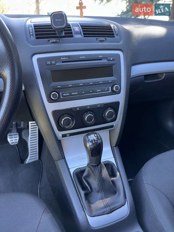 Універсал Skoda Octavia 2009 в Харкові