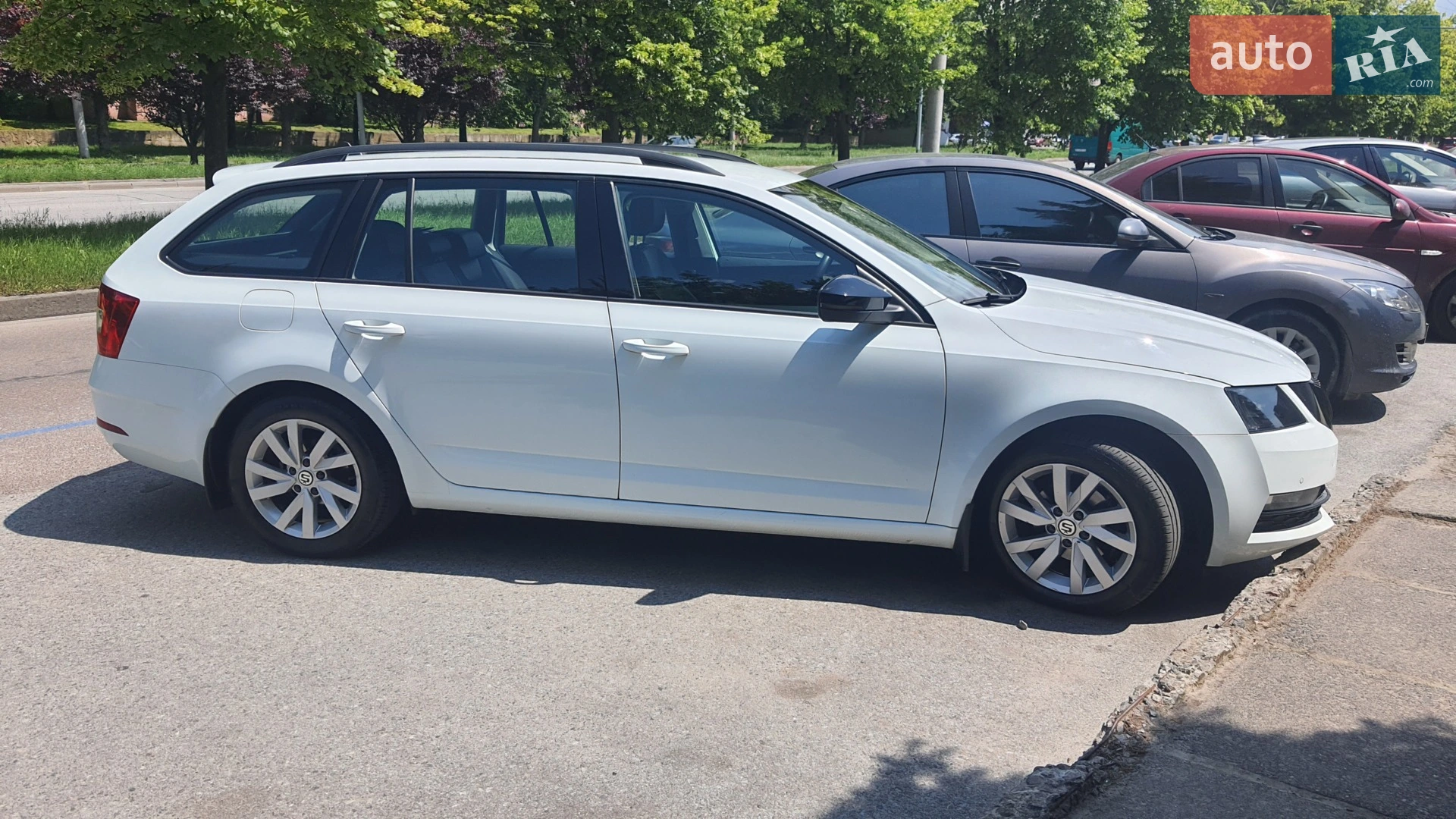 Skoda Octavia 2017 VIN TMBJG7NE4J0238061 фото оголошення 20 з 71