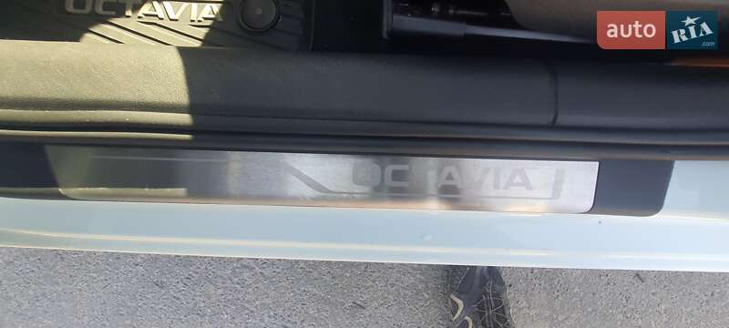 Універсал Skoda Octavia 2017 в Львові