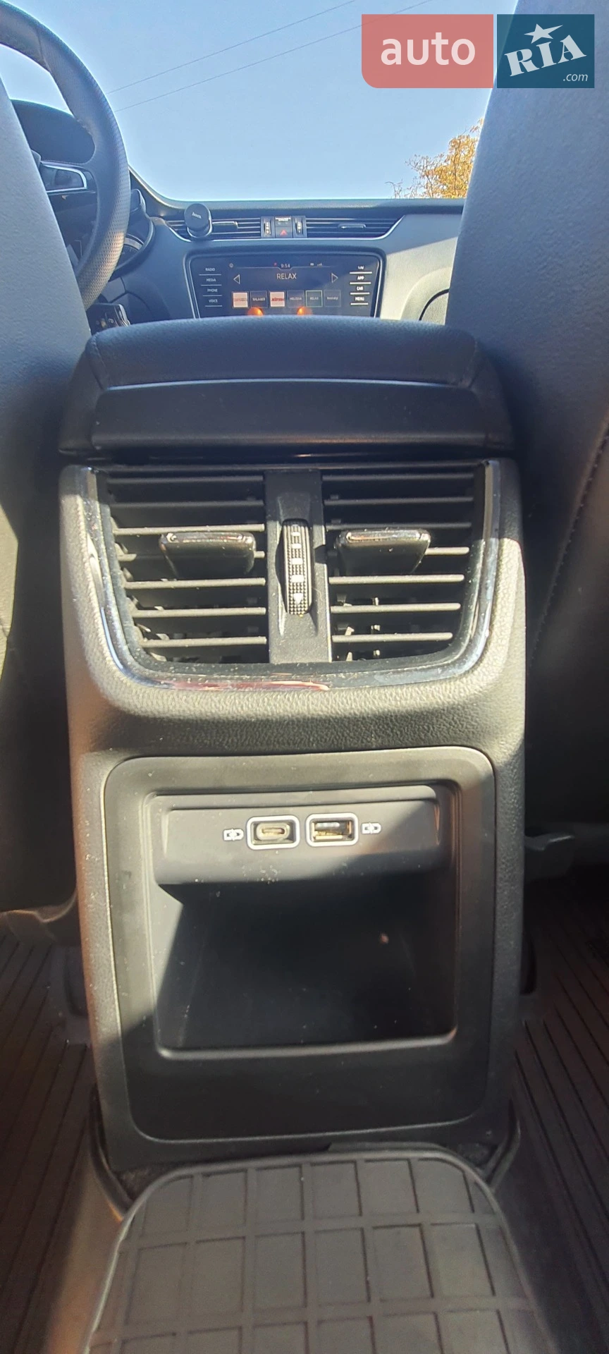 Skoda Octavia 2017 VIN TMBJG7NE4J0238061 фото оголошення 48 з 71