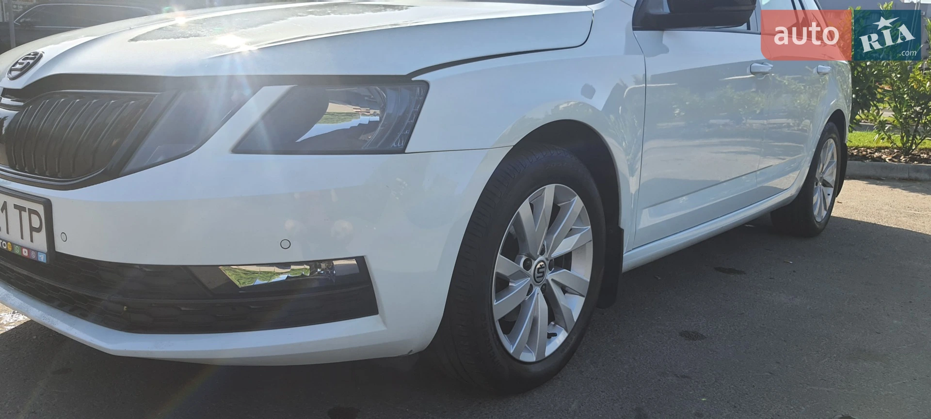 Skoda Octavia 2017 VIN TMBJG7NE4J0238061 фото оголошення 18 з 71