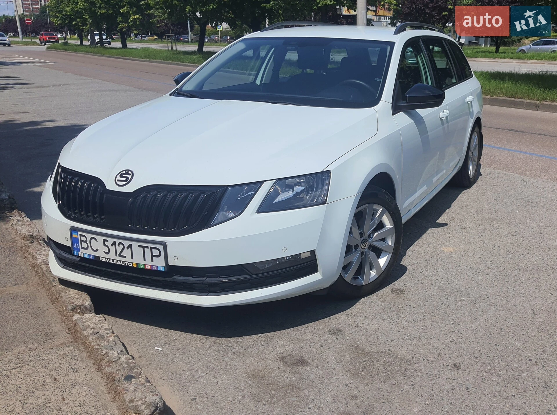Skoda Octavia 2017 VIN TMBJG7NE4J0238061 фото оголошення 13 з 71