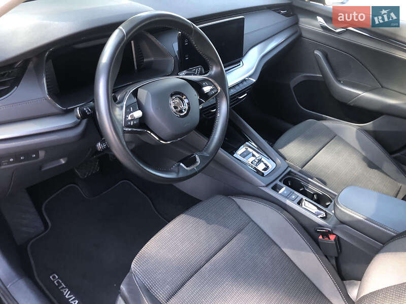 Универсал Skoda Octavia 2022 в Киеве