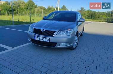 Лифтбек Skoda Octavia 2010 в Пустомытах