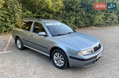 Універсал Skoda Octavia 2006 в Чернівцях