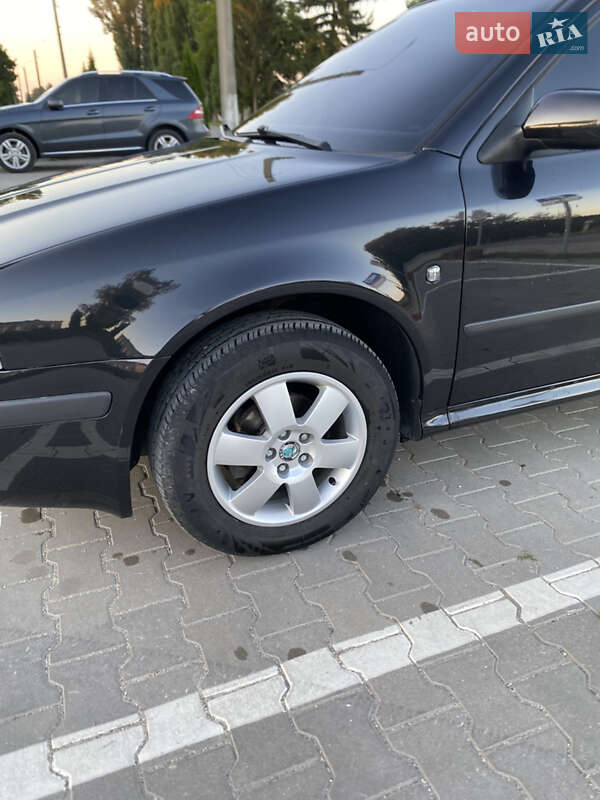 Универсал Skoda Octavia 2009 в Подволочиске