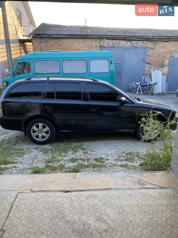 Универсал Skoda Octavia 2009 в Подволочиске