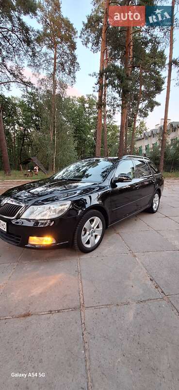 Универсал Skoda Octavia 2011 в Полтаве