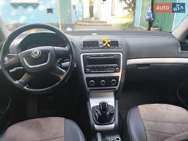 Універсал Skoda Octavia 2010 в Деражні