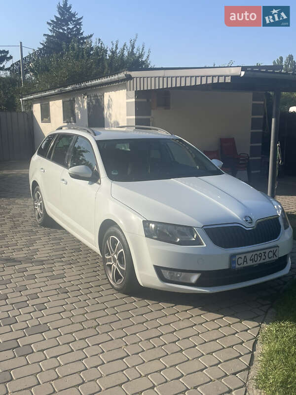 Универсал Skoda Octavia 2015 в 