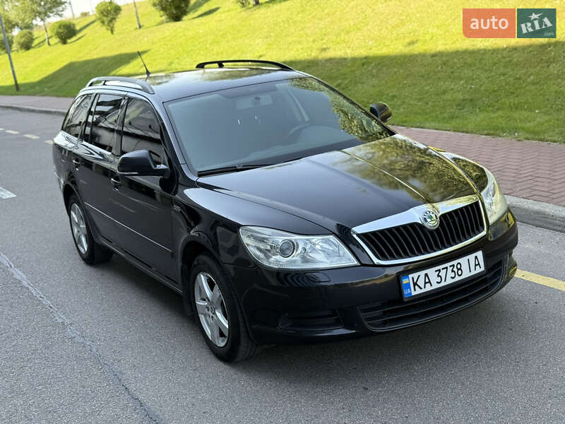 Универсал Skoda Octavia 2011 в Киеве фото 3 Универсал Skoda Octavia 2011 в Киеве