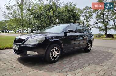 Універсал Skoda Octavia 2010 в Дніпрі