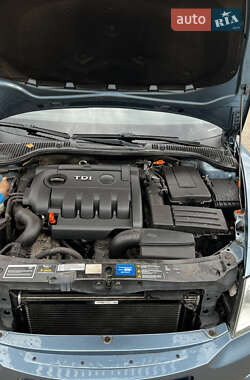 Универсал Skoda Octavia 2009 в 
