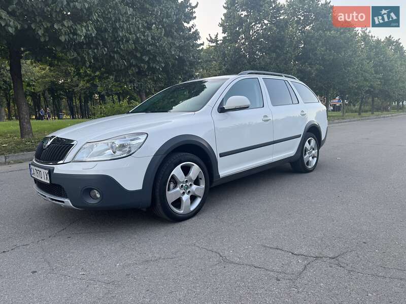 Универсал Skoda Octavia 2012 в Умани
